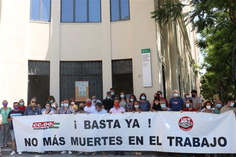 Ccoo Y Ugt Se Concentran Contra El Ltimo Accidente Laboral Mortal En