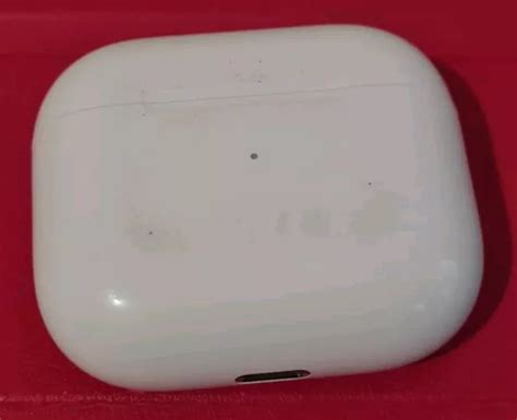 Genuine Apple Airpods 3rd Generation Magsafe Charging Case Only A2566 £