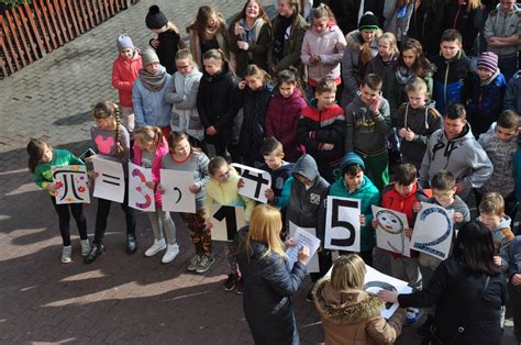 Dzień liczby Pi Zespół Szkół nr 1 w Nowym Miasteczku