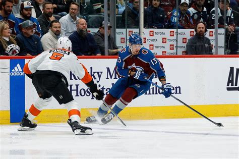 Costly Turnovers Sink Avalanche In 5 2 Loss To The Flyers Mile High