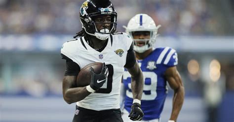 Calvin Ridley stats today: Jaguars WR shines, shows chemistry with ...