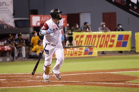 Gigantes Del Cibao De Pipe Urueta Gana En Su Debut En El Round Robin