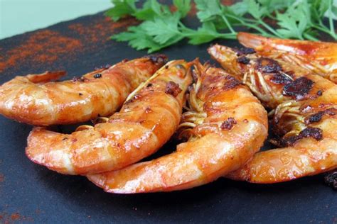 Crevettes royales grillées avec sa sauce aïoli épicée Spécial Gastronomie