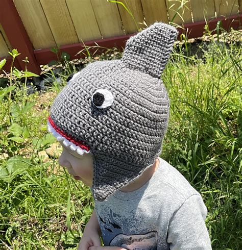 Ravelry: Shark Hat pattern by Sarah Petersen