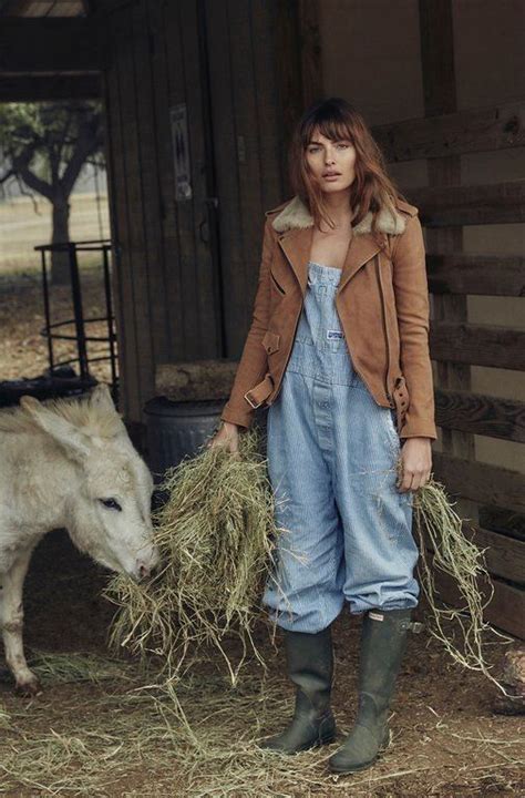 Pin By Nicole Brunner On Un Dimanche à La Campagne Farm Fashion Farm Clothes Gardening Outfit