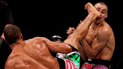 UFC Edson Barboza Lands A Big Spinning Heel Kick On Terry Ethim