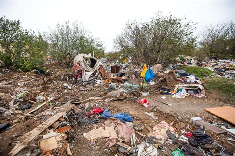 FOTOGALERIE Primaria Sectorului 6 A Evacuat Mai Multe Familii De Tigani