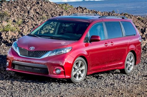 2016 Toyota Sienna Pictures - 60 Photos | Edmunds