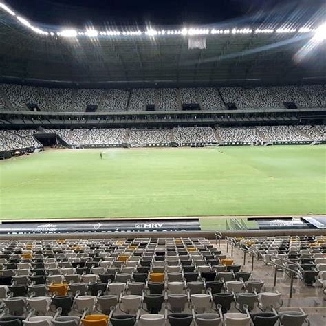 Atlético realiza últimos ajustes no gramado da Arena MRV antes da