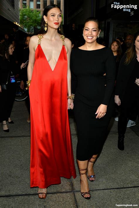 Karlie Kloss Nude OnlyFans Leaks Fappening Page FappeningBook