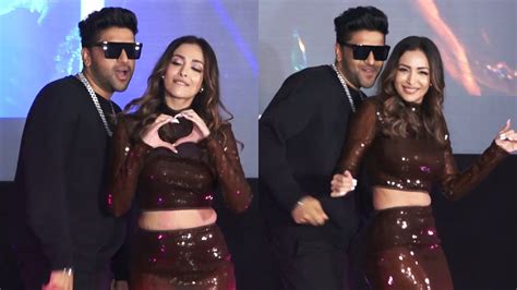 Malaika Arora Dance Moves With Guru Randhawa For New Song Tera Ki