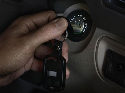 C Mo Arrancar Un Coche Sin Llave Arreglamicerradura