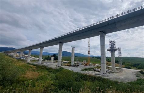 Video Pr Ce Na Stavbe Dia Nice Medzi Obcami Vi Ov A Turie Napreduj