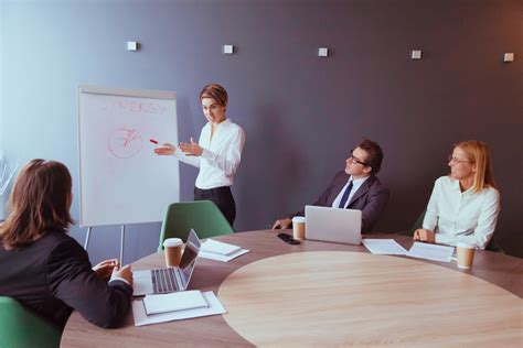 Equipe de Vendas: Conheça melhor cada função e como estruturar a sua