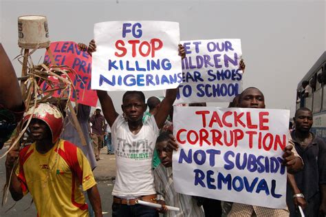 Tonero Photo Agency Fuel Subsidy Protest Nigerians Tackle Jonathan