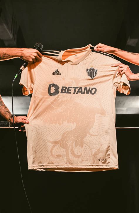 Terceira camisa dourada do Atlético Mineiro 2022 2023 Adidas