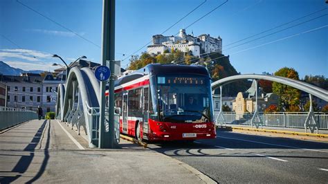 Öffentliche Verkehrsmittel Unterwegs in Salzburg salzburg info