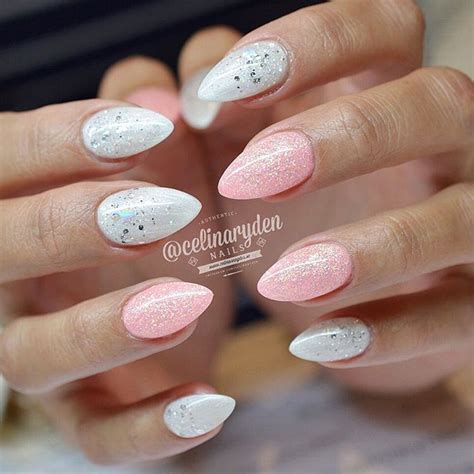 Celina Rydén on Instagram Light Elegance hard gels used Frosty Paws