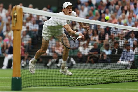 Wimbledon Le Immagini Della Semifinale Sinner Djokovic