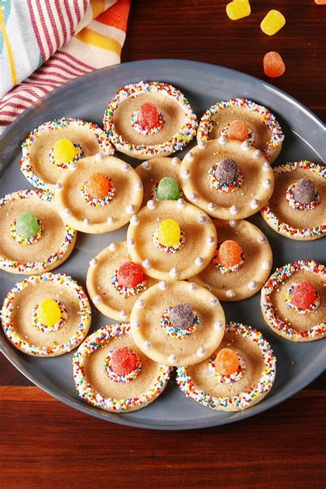 Sombrero Cookies Are The Cutest Cinco De Mayo Dessert Youll Ever Make