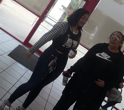 Caught Nerdy Latina W Great Legs Tight Jeans Forum