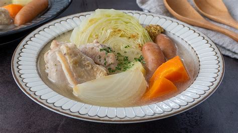 【コンソメ不使用】味付けは塩だけ！旨味たっっぷり！やみつき鶏肉ポトフの作り方【簡単レシピ】（料理研究家ゆかり） エキスパート