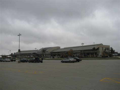 File:Central Illinois Regional Airport terminal, Nov 2009.jpg - Wikipedia