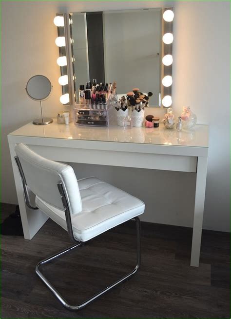 36 Diy Corner Makeup Vanity Table Decor Ideas Beauty Room Decor Diy Makeup Vanity Makeup