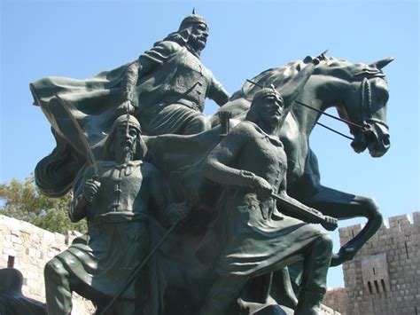 Saladin Selahedin Statue Damascus 2021 All You Need To Know