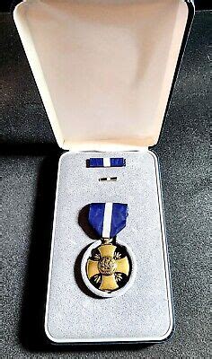 Genuine United States Navy Cross BRAND NEW IN BOX EXTREMELY RARE