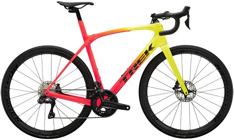 2022 Trek Domane SLR 7 Shop Nevis Cycles