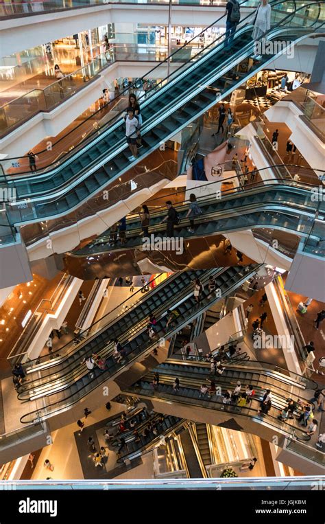 Shopping Mall Escalators Hi Res Stock Photography And Images Alamy