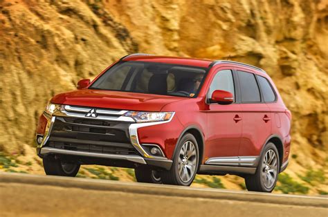 2016 Mitsubishi Outlander Review