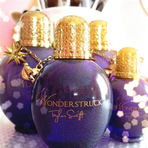 *Sparkle Shimmer & Style*: Taylor Swift's Wonderstruck Perfume Review