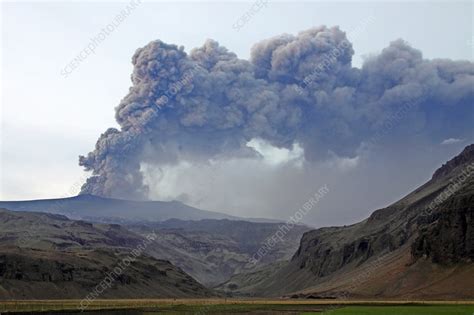 Eyjafjallajokull Ash Cloud, Iceland - Stock Image - C028/5077 - Science ...