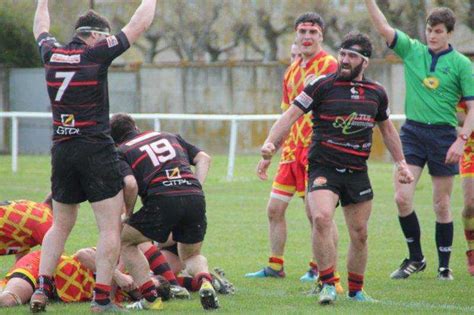 PH Saint Orens Lézat endait de pied ferme Rugby Amateur