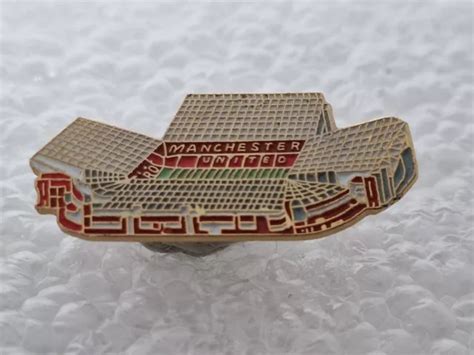 MANCHESTER UNITED FOOTBALL Club Old Trafford Stadium Enamel Brooch Pin