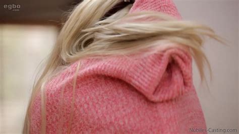 Flexible Blonde Fingers And Rubs Her Pink Pussy