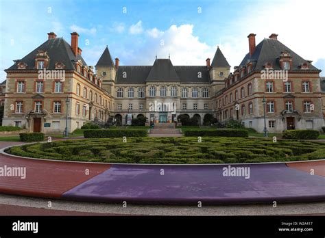 Campus Universitaire Architecture Hi Res Stock Photography And Images