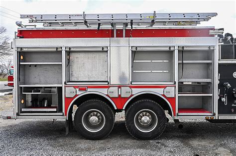 SOLD SOLD SOLD 2000 Freightliner 2000 2000 Pumper Tanker Command Fire