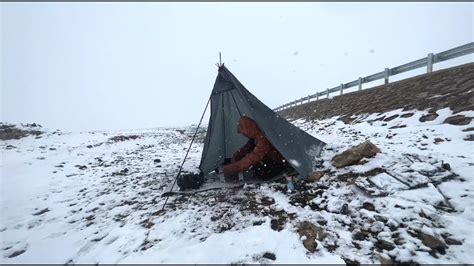 骑行西藏阿里，高原上一天里两次遭遇暴风雪，夜晚在荒山独自露营丨徐云流浪中国 Youtube