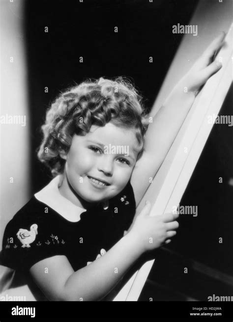 Shirley Temple Ca 1935 Stock Photo Alamy