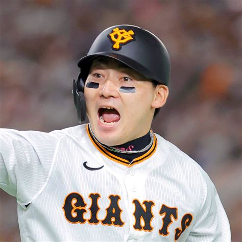 スポーツ報知 巨人取材班 On Twitter 足の張り 坂本勇人 が2試合連続ベンチスタート、 丸佳浩 が今季初めて中堅で先発出場