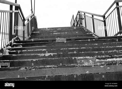Pedestrian Guard Railing Hi Res Stock Photography And Images Alamy