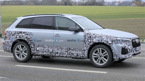 Audi Q Spied Hiding Second Facelift Bringing New Lights Front And Rear