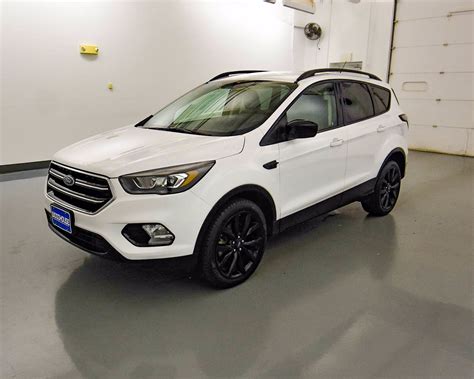 Pre Owned 2018 Ford Escape Se 4wd