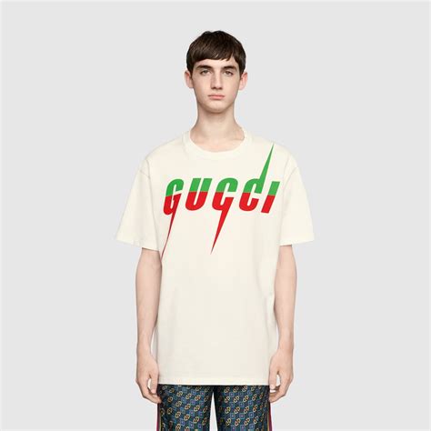 T Shirt Con Stampa Gucci Blade In Cotone Bianco Gucci® Italia