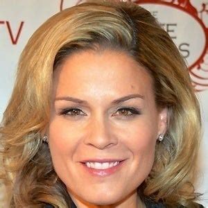 Cat Cora - Age, Family, Bio | Famous Birthdays