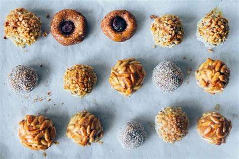 Panellets caseros la receta catalana para el día de Todos los Santos