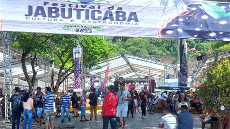 Festival da Jabuticaba atrai milhares de pessoas para Sabará